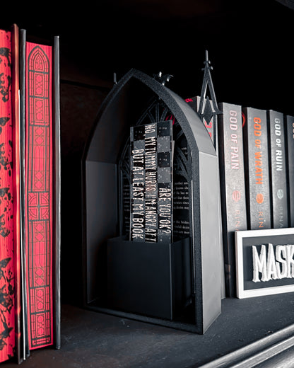 Cathedral Window Booknook/Bookmark Holder